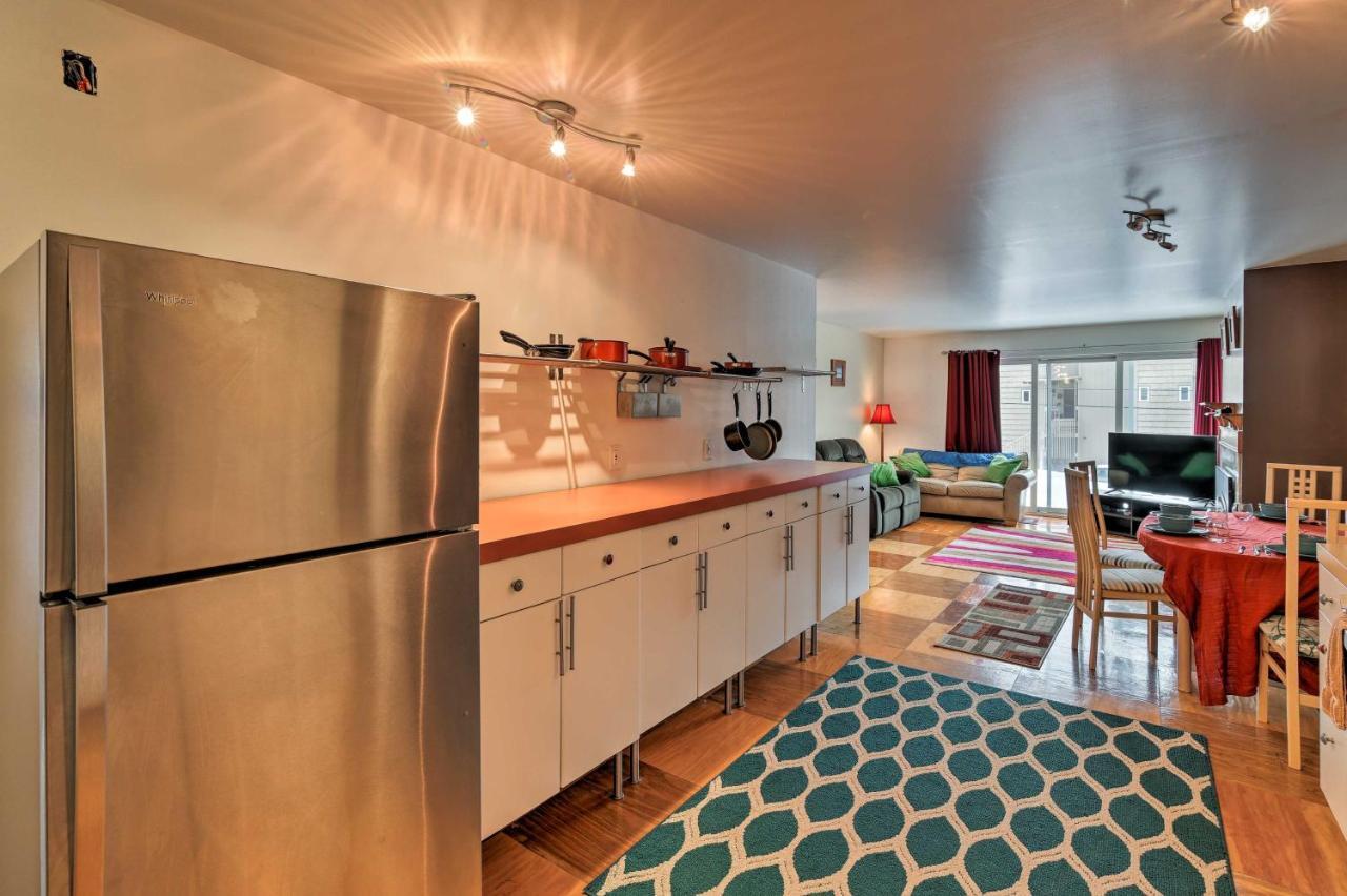 Central Anchorage Condo, Walk To Town And Coast! Eksteriør billede
